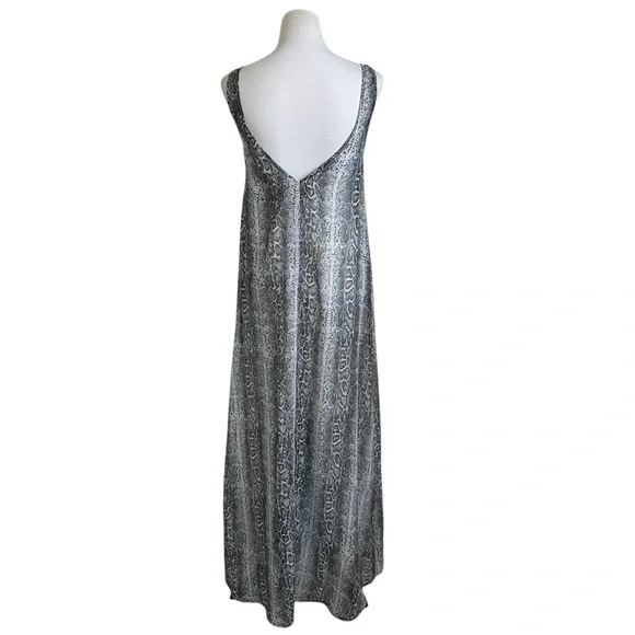 Show Me Your Mumu Women Sheer Snakeskin V Neck Maxi dress Sz Med Gray Sleeveless - Picture 2 of 9